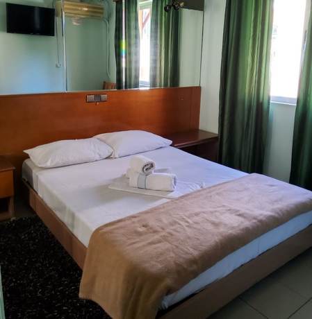 Imagen de la habitación del Hotel TIVOLI, Chaidari. Foto 8