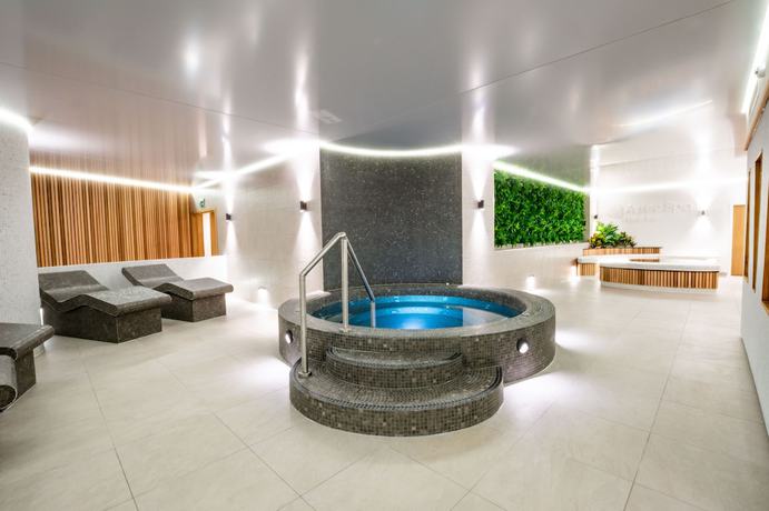 Imagen de la piscina del Hotel TLH Derwent - TLH Leisure, Entertainment and Spa Resort. Foto 18