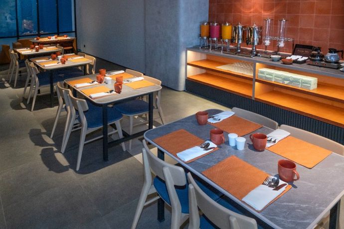Imagen del bar/restaurante del Hotel TMG Tebet, Marclan Collection. Foto 1