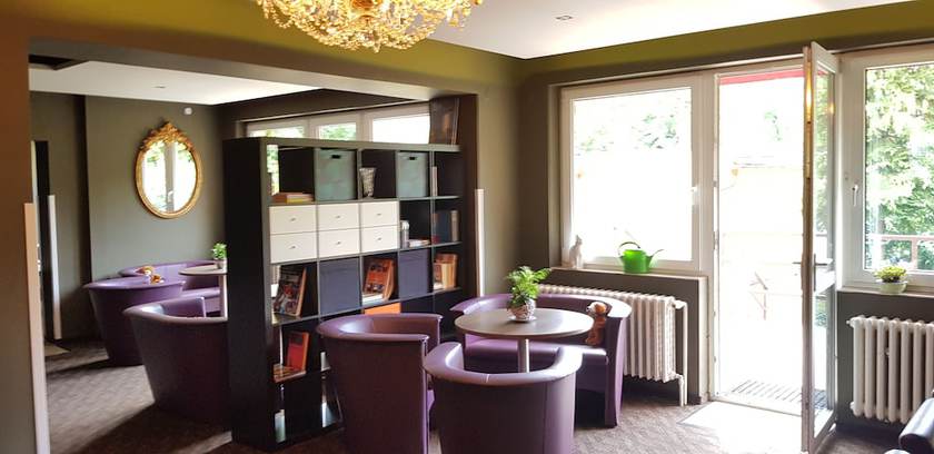 Imagen del bar/restaurante del Hotel TM-Travelhotel. Foto 3