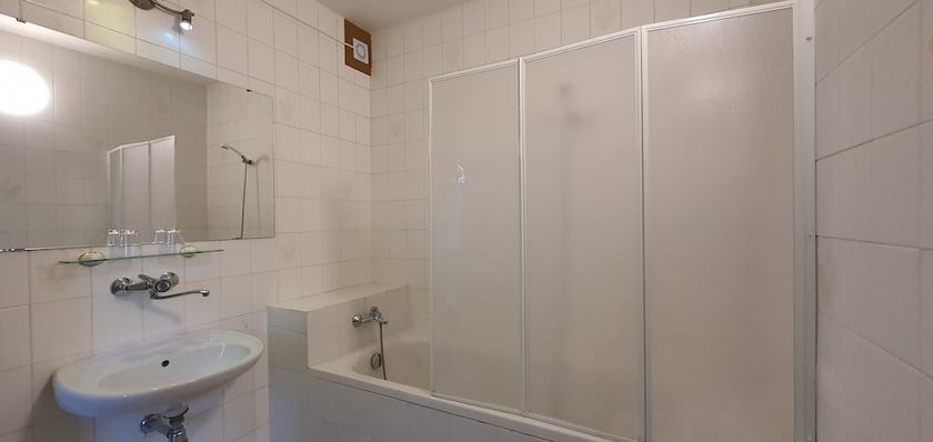 Imagen de la habitación del Hotel TM-Travelhotel. Foto 14