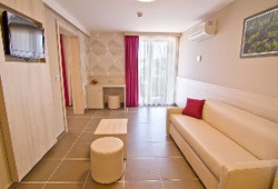Imagen general del Hotel TN SAN MARINO - FAMILY HOTEL LOPAR. Foto 11