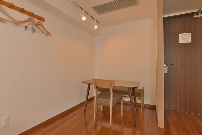 Imagen de la habitación del Hotel TOKIO's HOTEL. Foto 14