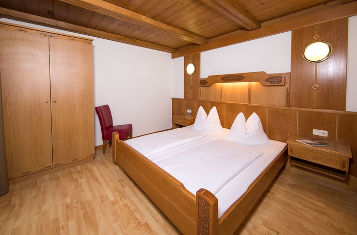 Imagen de la habitación del Hotel TONI + Appartements. Foto 15