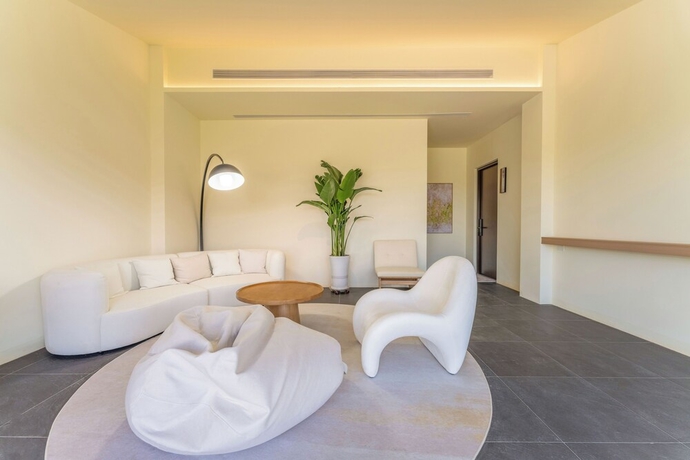 Imagen de los interiores del Hotel TOTOLO Winery Vacation Homestay. Foto 16