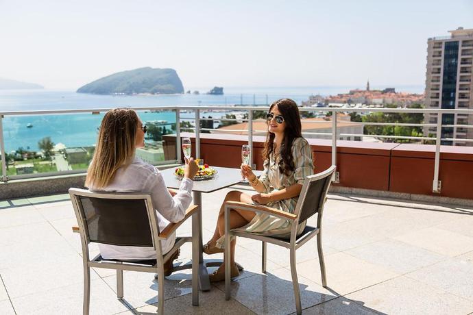 Imagen general del Hotel TQ Plaza. Foto 7