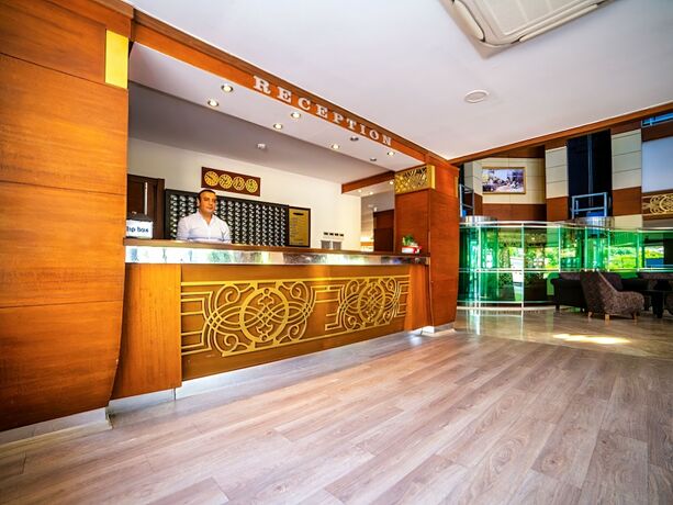 Imagen general del Hotel TRANSATLANTIK BEACH BELDİBİ. Foto 11