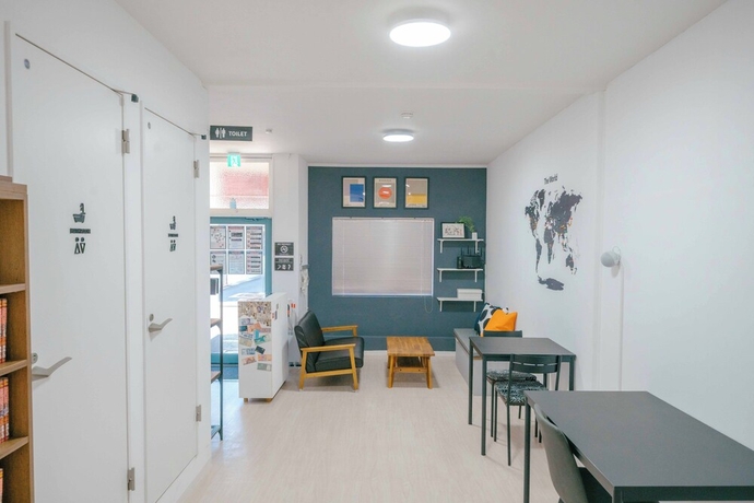 Imagen de los interiores del Hotel TRANSIT HOSTEL. Foto 16
