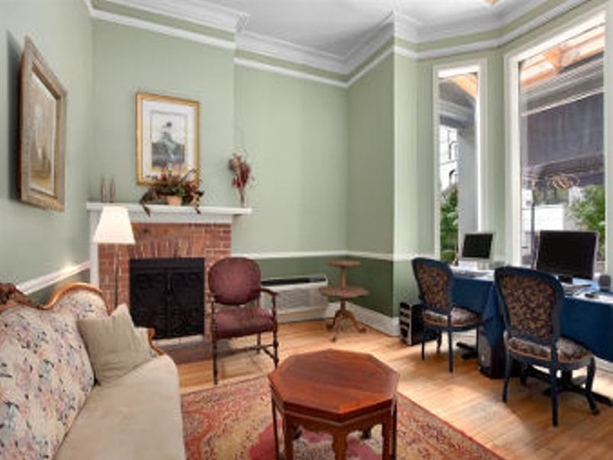 Imagen general del Hotel TRAVELODGE DORAL INN DOWNTOWN OTTAWA. Foto 3