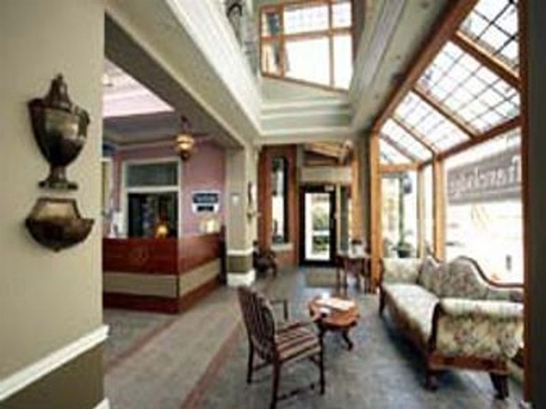 Imagen general del Hotel TRAVELODGE DORAL INN DOWNTOWN OTTAWA. Foto 5