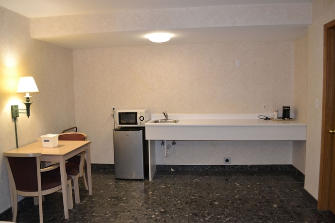 Imagen de la habitación del Hotel TRAVELODGE NIAGARA FALLS. Foto 9