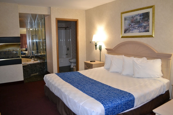 Imagen de la habitación del Hotel TRAVELODGE NIAGARA FALLS. Foto 11