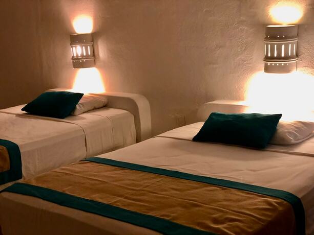 Imagen general del Hotel TREBOL HOTEL, Playa del Carmen. Foto 4