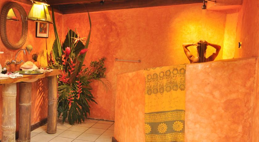 Imagen de la habitación del Hotel TREE HOUSE LODGE. Foto 4