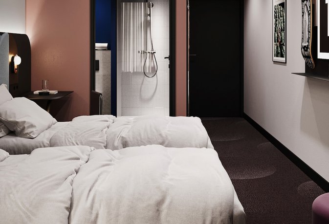 Imagen de la habitación del Hotel TRIBE Montpellier Gare Sud de France. Foto 8