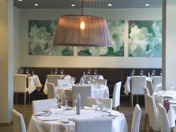 Imagen del bar/restaurante del Hotel TRIBE Riga City Centre. Foto 6