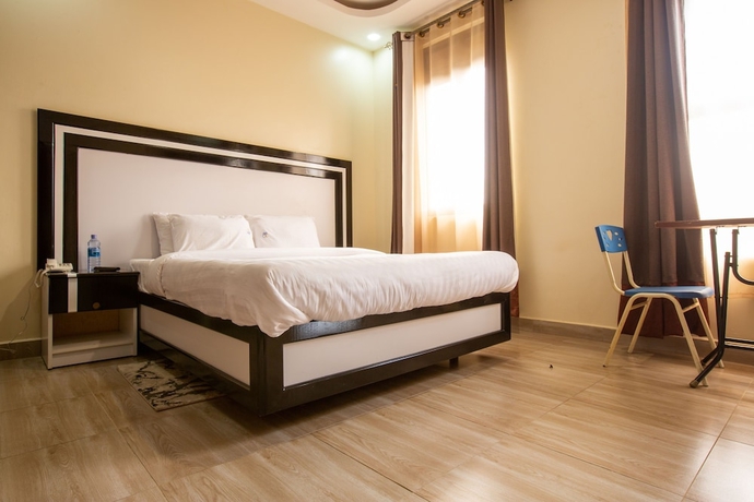 Imagen de la habitación del Hotel TRISEK HOTEL. Foto 4