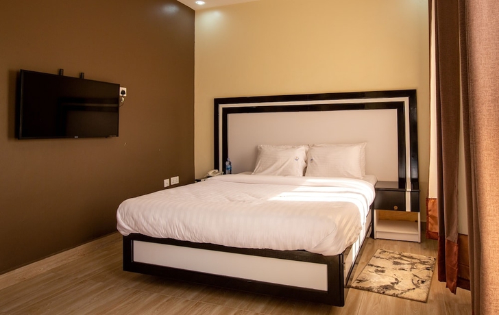 Imagen de la habitación del Hotel TRISEK HOTEL. Foto 15