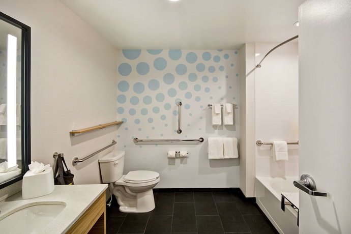 Imagen de la habitación del Hotel TRU by Hilton Denver. Foto 4