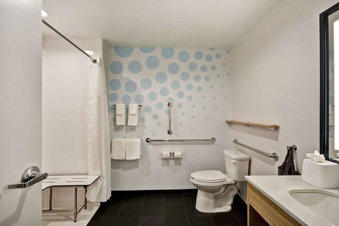 Imagen de la habitación del Hotel TRU by Hilton Denver. Foto 10