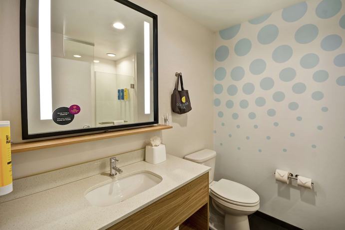 Imagen de la habitación del Hotel TRU by Hilton Denver. Foto 14