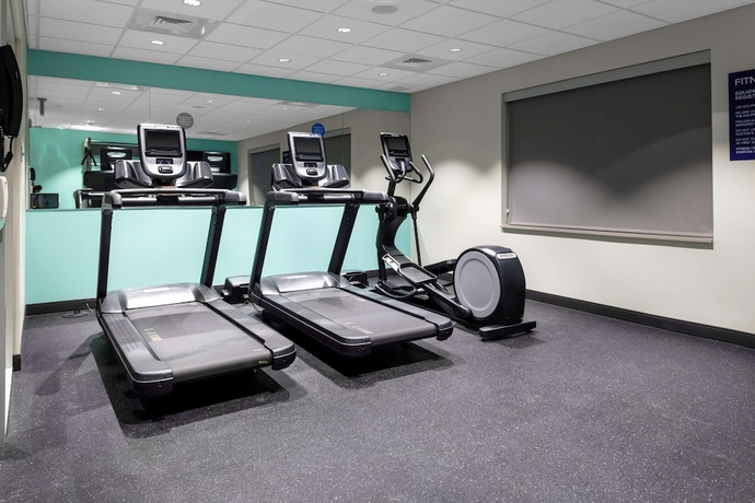 Imagen de los interiores del Hotel TRU by Hilton Lynchburg. Foto 17