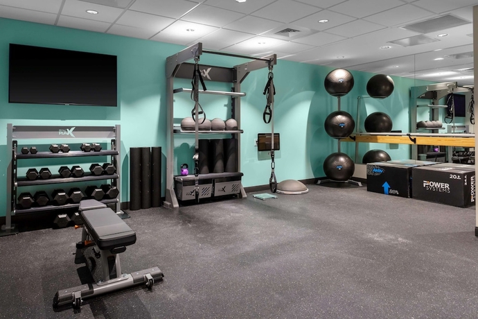 Imagen de los interiores del Hotel TRU by Hilton Lynchburg. Foto 18
