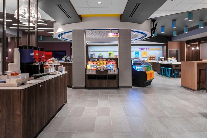 Imagen del bar/restaurante del Hotel TRU by Hilton Lynchburg. Foto 4