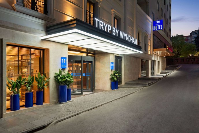 Imagen general del Hotel TRYP By Wyndham Istanbul Sisli. Foto 1