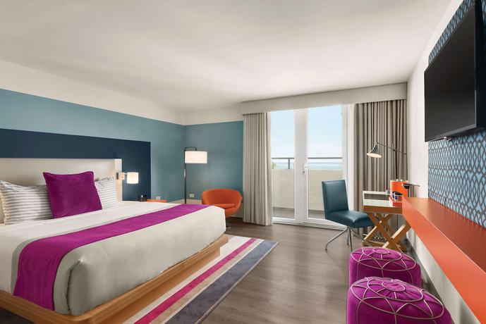 Imagen de la habitación del Hotel TRYP by Wyndham Isla Verde. Foto 8