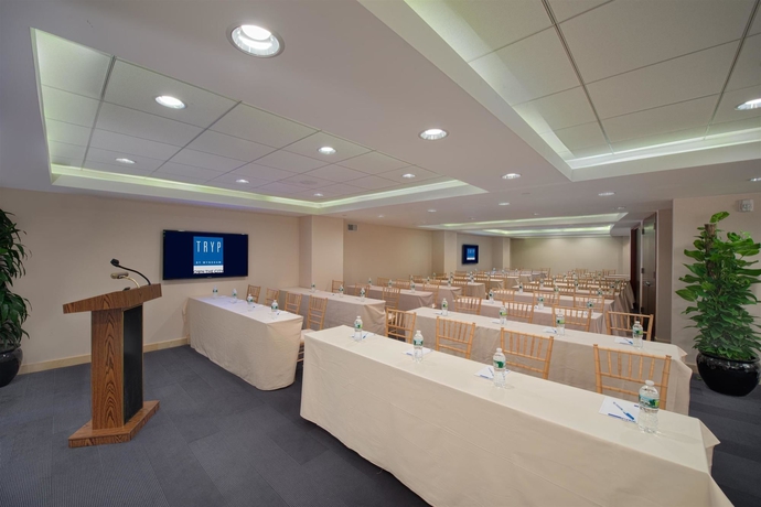 Imagen de los interiores del Hotel TRYP by Wyndham New York City Times Square / Midtown. Foto 12