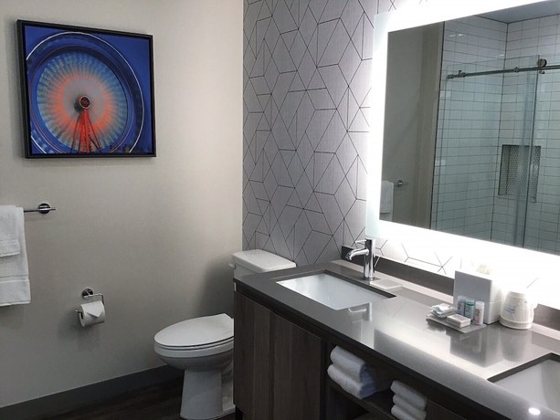 Imagen de la habitación del Hotel TRYP by Wyndham Orlando. Foto 6