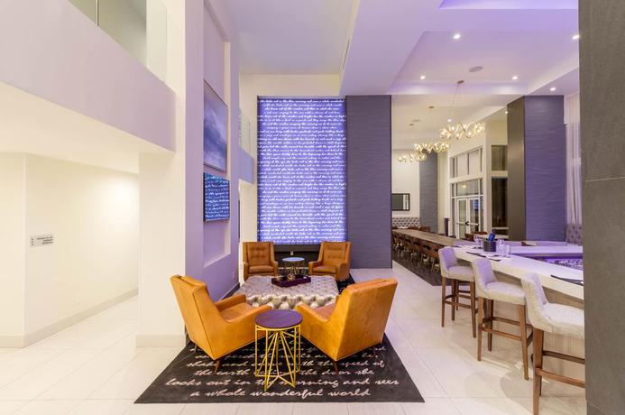 Imagen del bar/restaurante del Hotel TRYP by Wyndham Savannah Downtown/Historic District. Foto 2