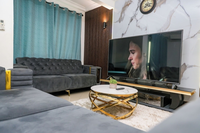 Imagen de la habitación del Hotel T-Square Residence Makepe. Foto 2