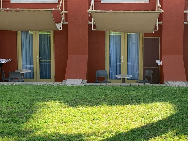 Imagen de la habitación del Hotel TT PEGASOS CLUB. Foto 13