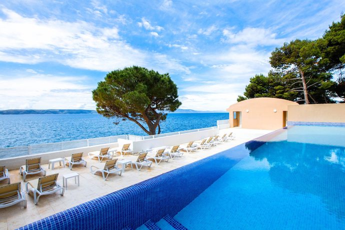 Imagen de la piscina del Hotel TUI BLUE Makarska - Adult Only. Foto 20