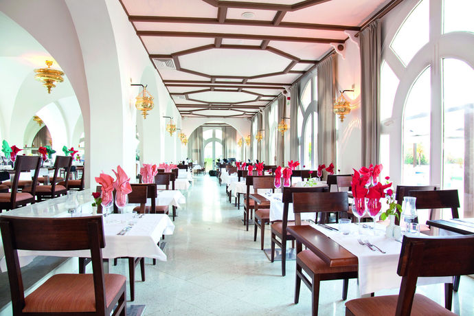 Imagen del bar/restaurante del Hotel TUI BLUE Scheherazade. Foto 3