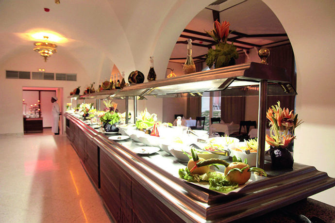Imagen del bar/restaurante del Hotel TUI BLUE Scheherazade. Foto 10