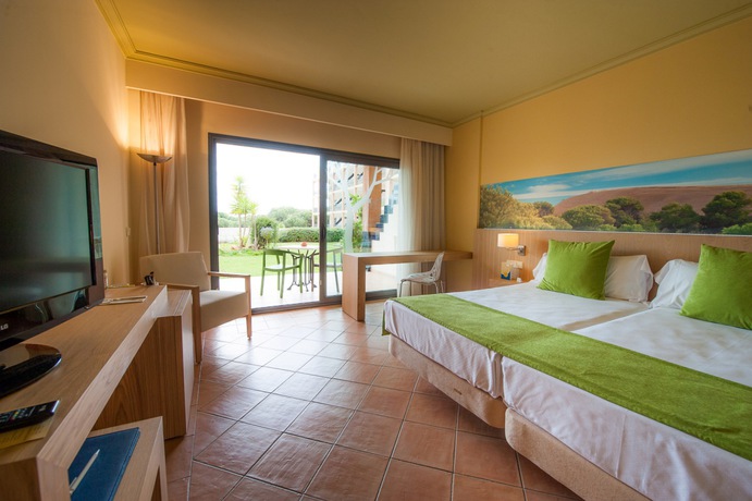 Imagen de la habitación del Hotel TUI Blue Isla Cristina Palace. Foto 9