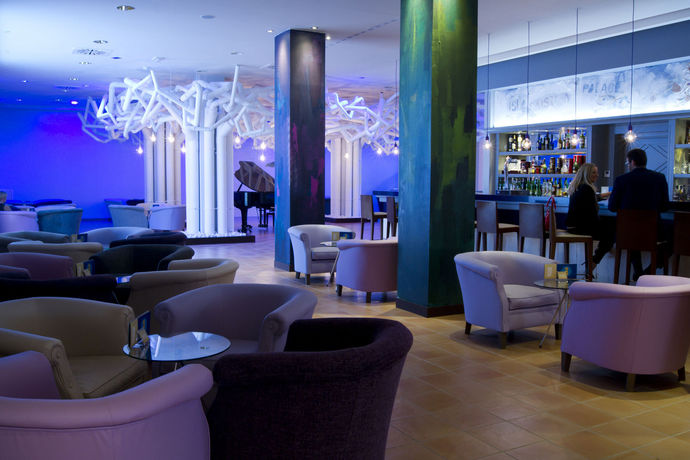 Imagen del bar/restaurante del Hotel TUI Blue Isla Cristina Palace. Foto 5