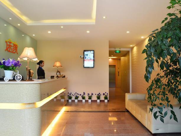 Imagen de los interiores del Hotel TUJIA SWEETOME VACATION RENTALS EMEI QINGLU HOTEL. Foto 5