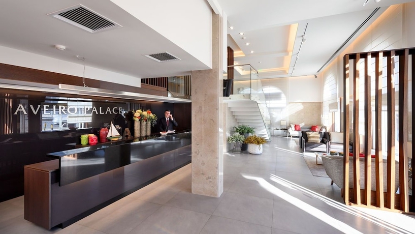 Imagen de los interiores del Hotel TURIM Aveiro Palace. Foto 18