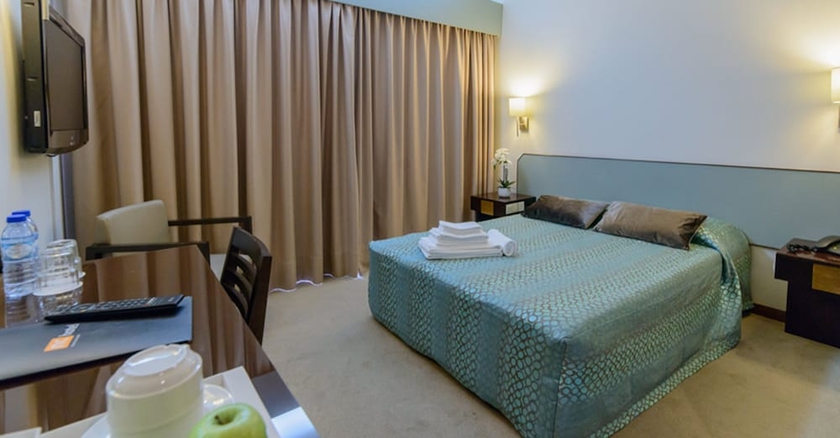 Imagen de la habitación del Hotel TURIM Santa Maria da Feira. Foto 7