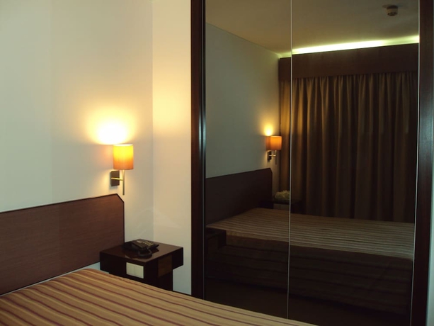 Imagen de la habitación del Hotel TURIM Santa Maria da Feira. Foto 12