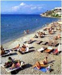 Imagen de los exteriores del Hotel TURKAD. Foto 2