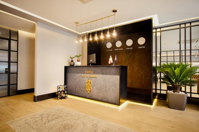 Imagen de los interiores del Hotel TUTA. Foto 19