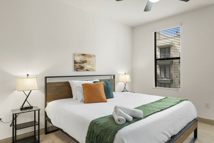 Imagen de la habitación del Hotel TWO Modern Waterfront Cozysuites Unit 1042. Foto 20