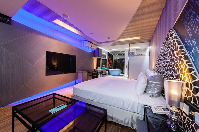 Imagen de la habitación del Hotel TY Motel. Foto 18