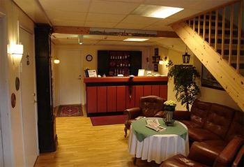 Imagen de los interiores del Hotel Ta Inn. Foto 6