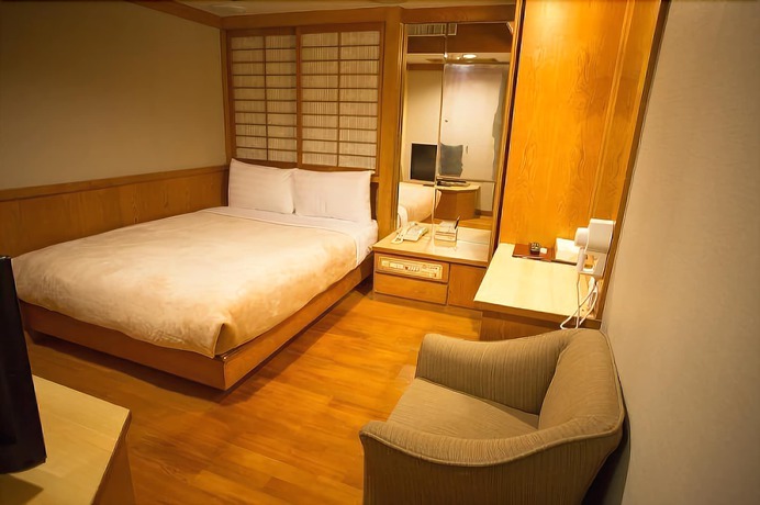 Imagen de la habitación del Hotel Ta Lee. Foto 19